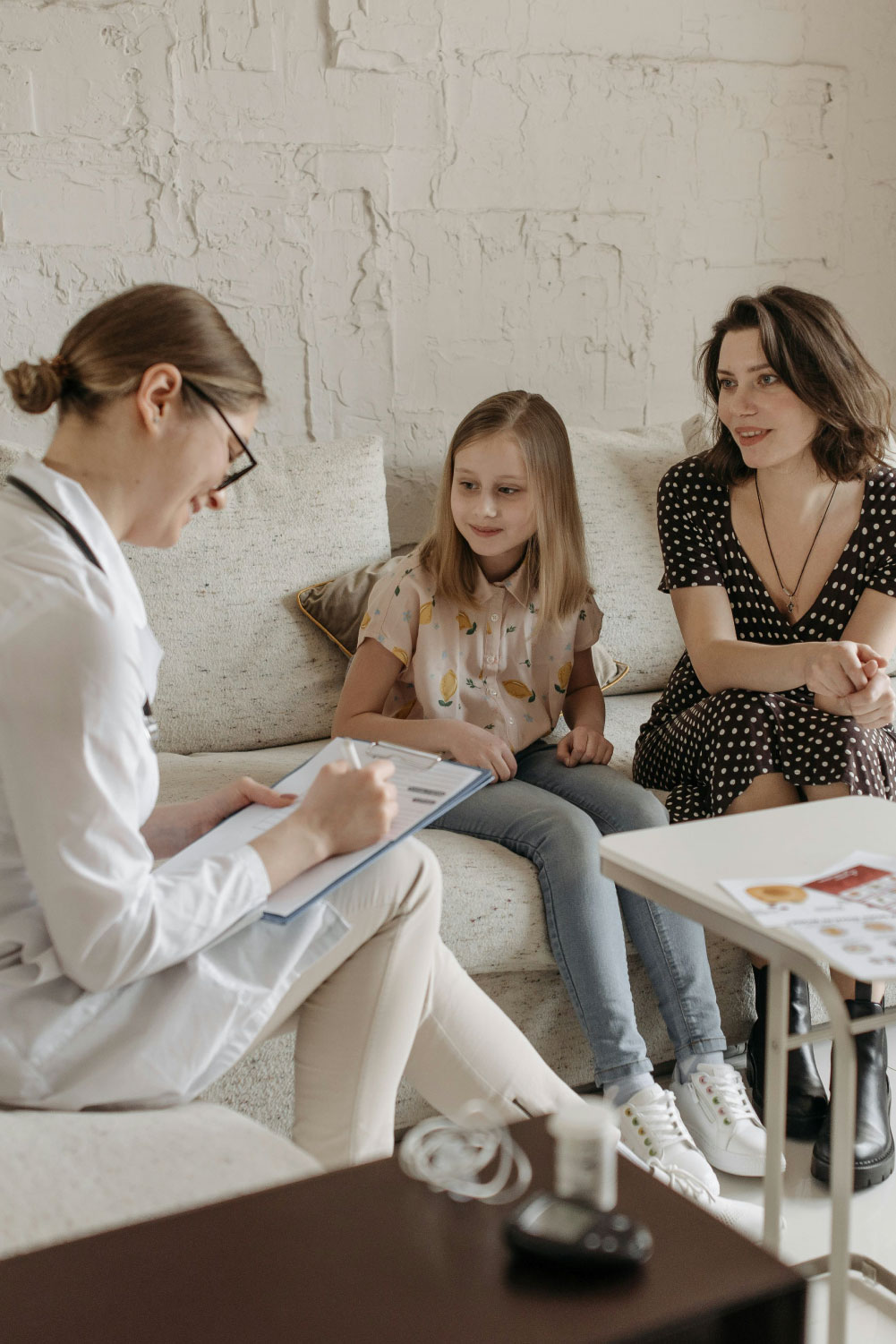 New Jersey Family Therapy at Behaved Brain mother and daughter going for a joint therapy session