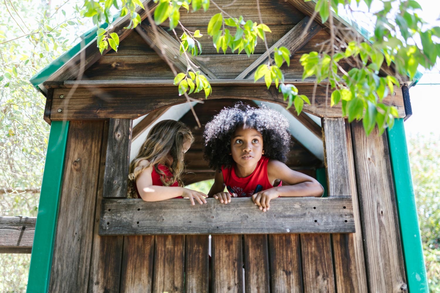 children playing outside in nature supporting brain health